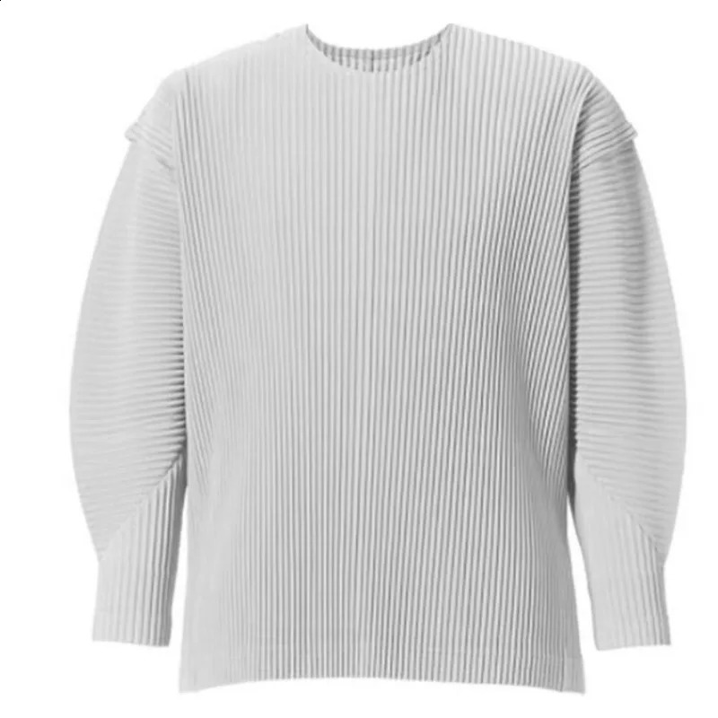 Fold style Miyake mens long sleeved 2023 round neck casual loose sweater Japanese sportswear clothing 240809Z