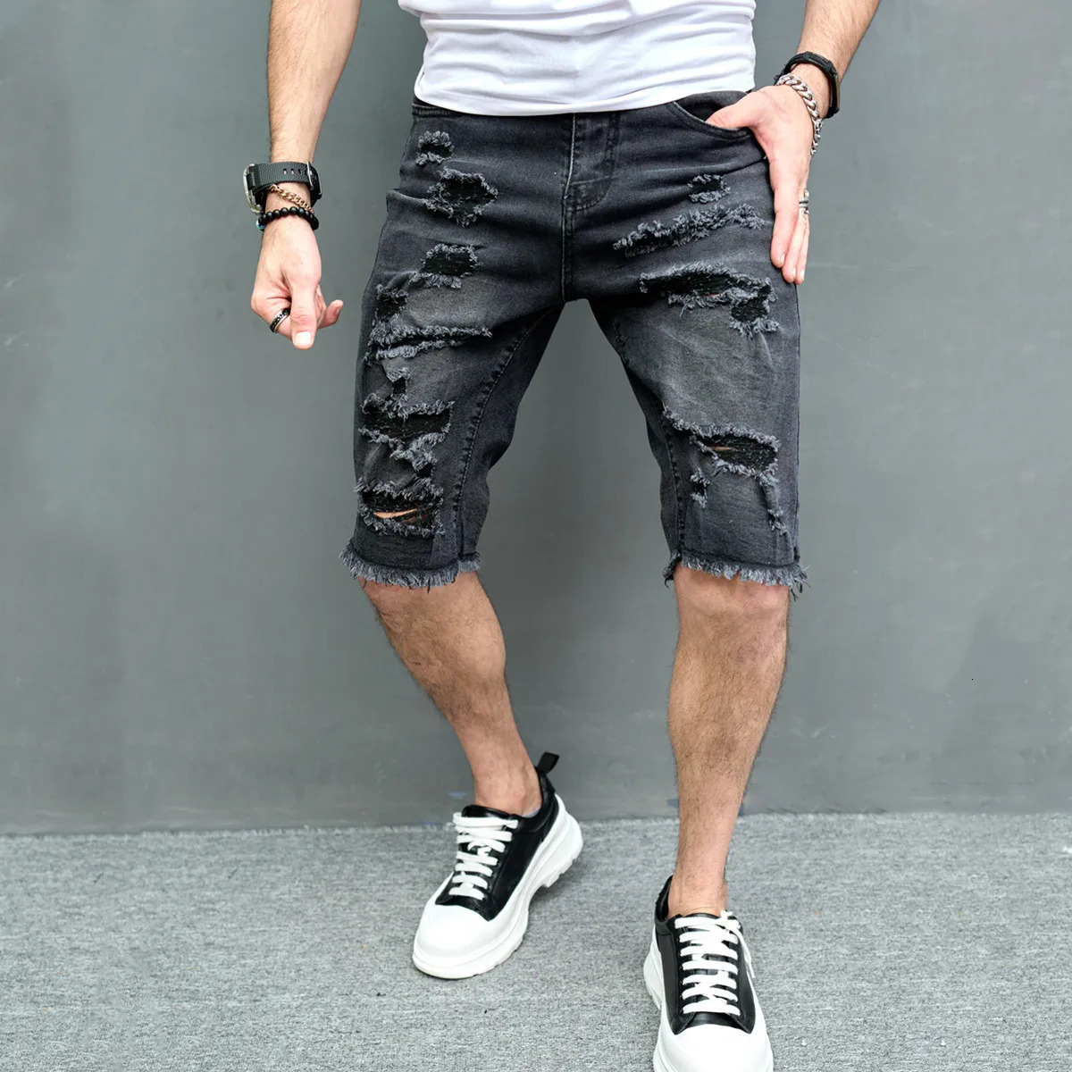 Mens summer short hole ultra-thin five point pants street fashion casual mens solid straight jeans beach denim shorts240808