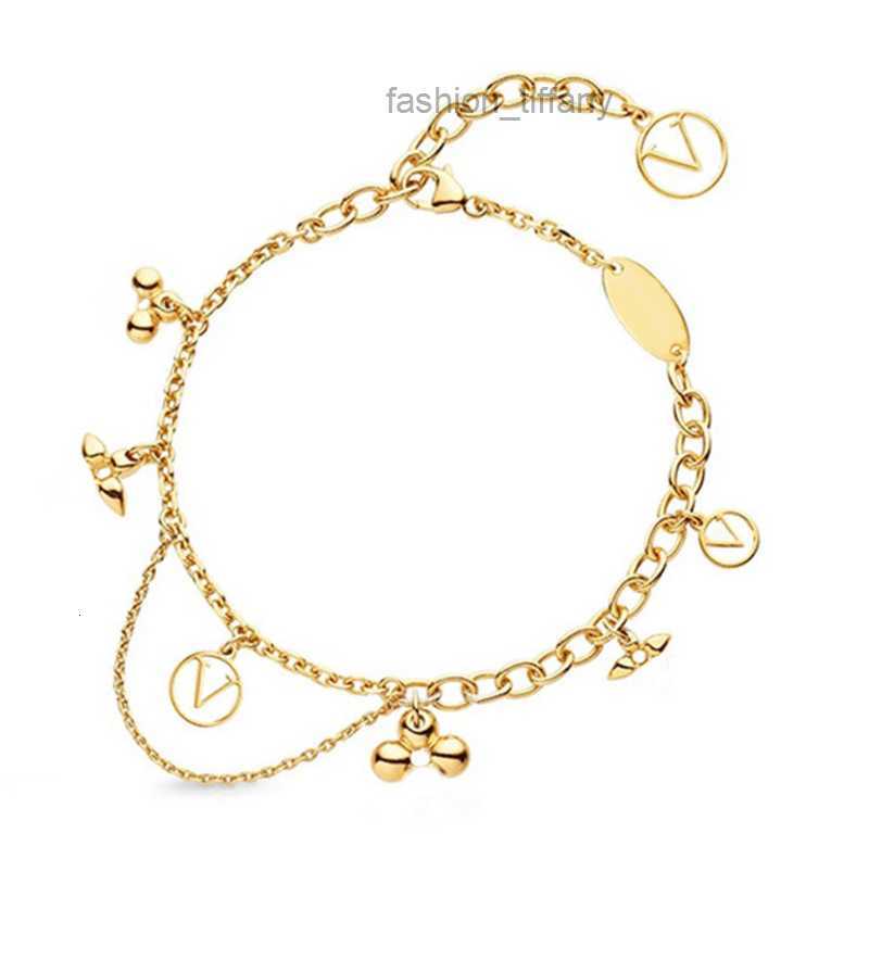 Vintage jewlery designer for women Enamel Letter Crystal Flower jewelry sterling sier bangle bracelet gold charm braclet giftcb