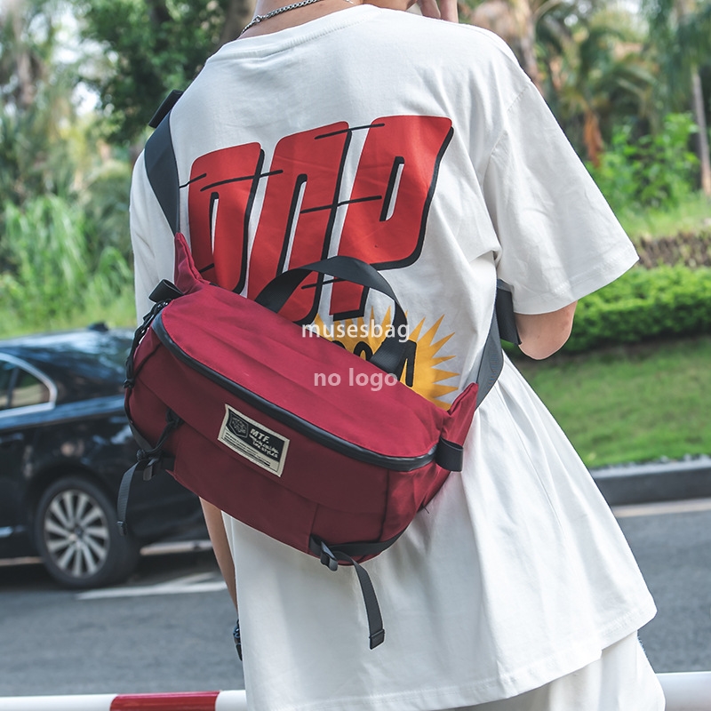 Street fashion men's chest bag shoulder bag Crossbody backpack Korean messenger bag Leisure sports riding bag