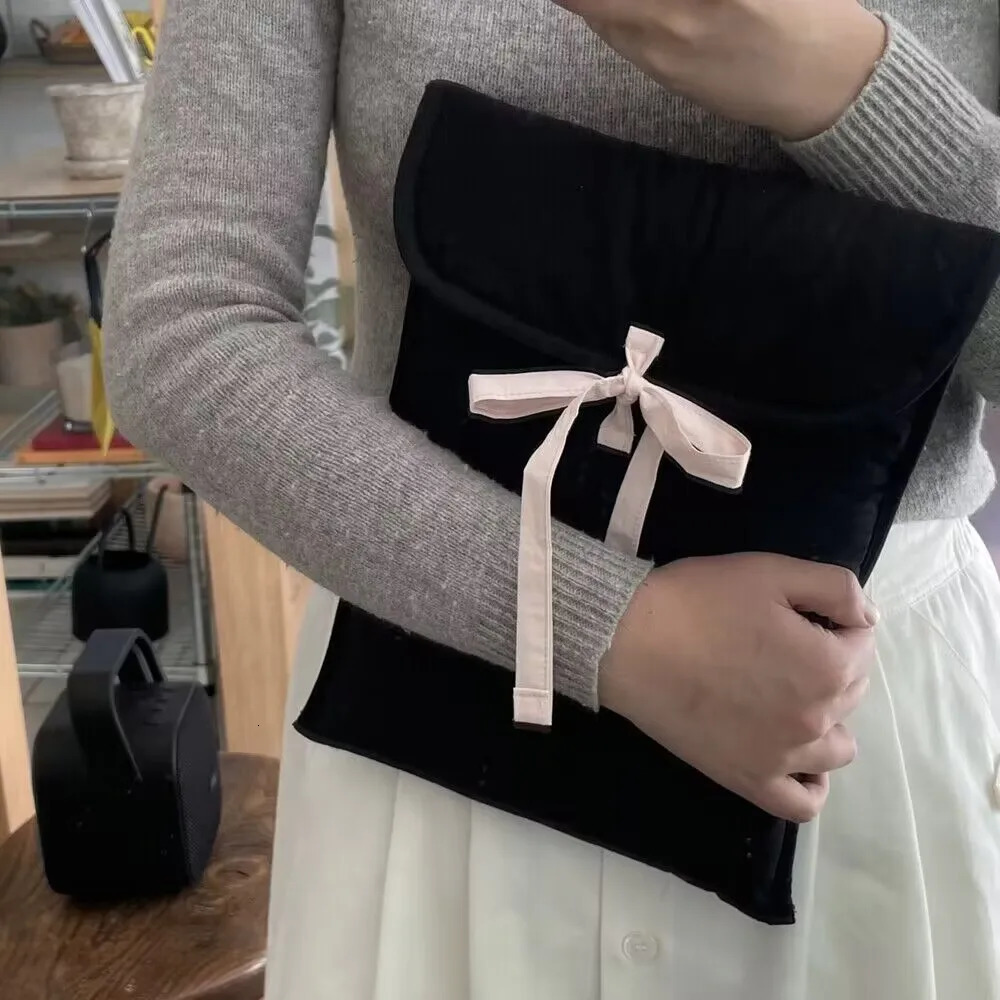 Korean Bow Computer Bag Y2k Black Tablet Storage Handbag Womens Sweet Travel Cosmetics 240808