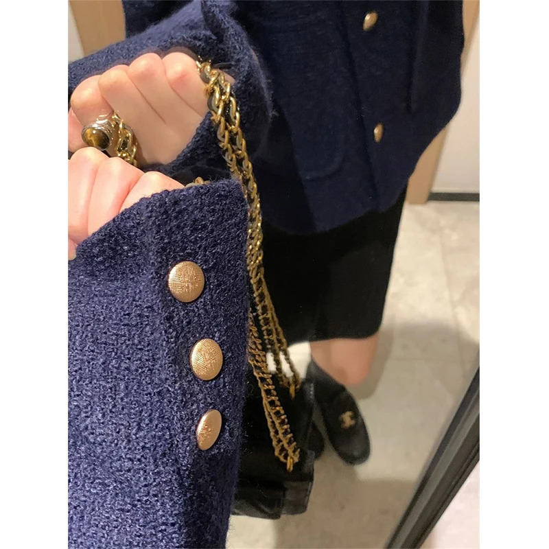 Vintage Cropped Tweed Jackets Women Elegant Quilted Suit Coat Korean Single Breasted Blazer Winter Ladies Thick Short Outerwear 240812