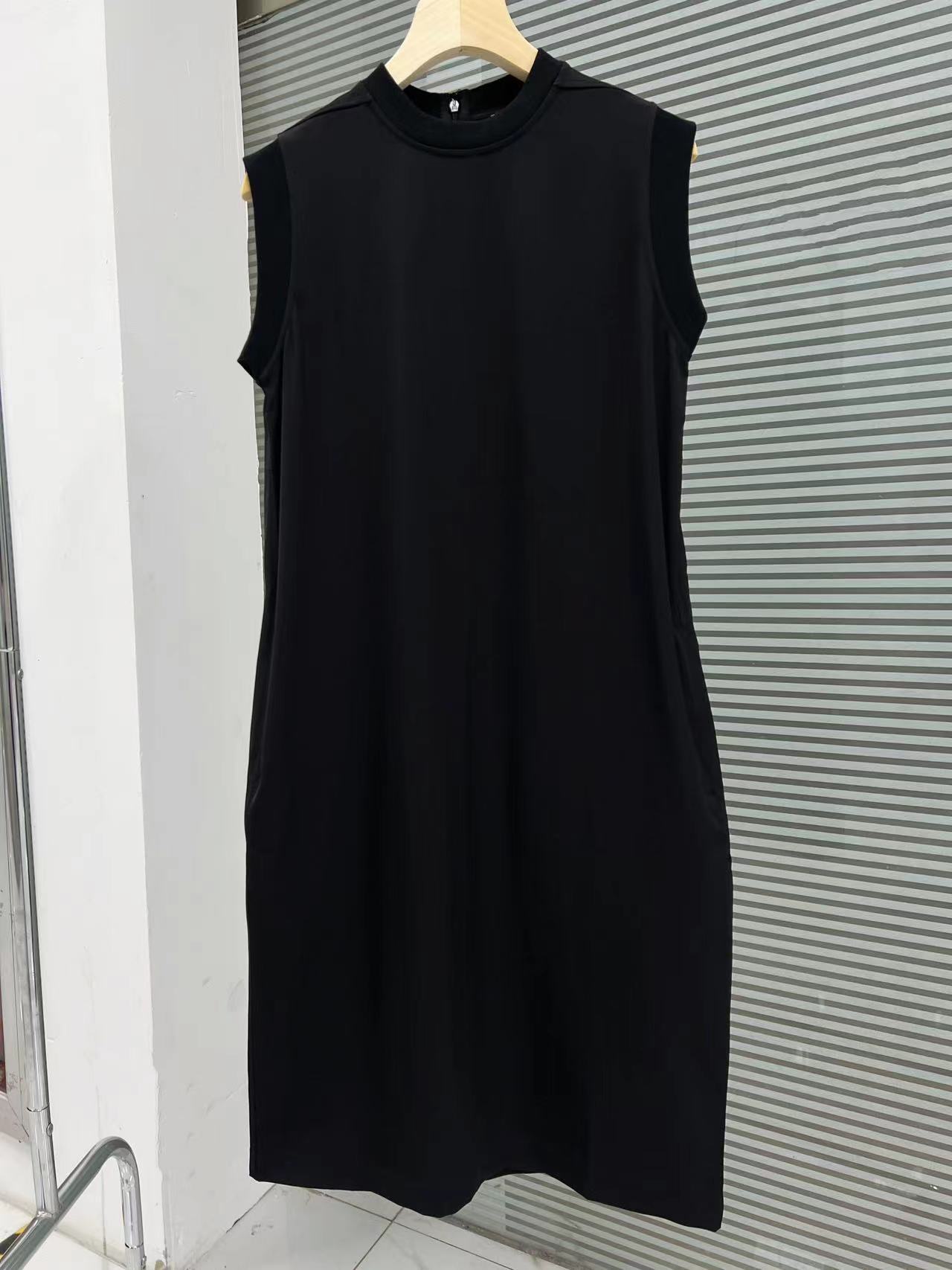 Basic & Casual Dresses Women's Sleeveless High-End Dress With Ribbed Edging Straight Tube Skirt Versatile Commuting A-Line Mid Length Skirt
