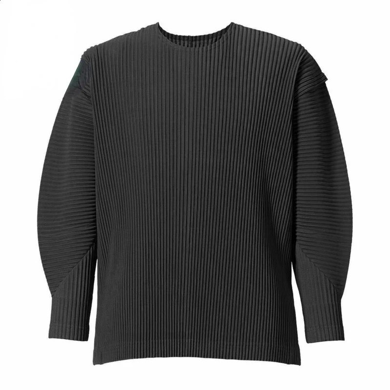 Fold style Miyake mens long sleeved 2023 round neck casual loose sweater Japanese sportswear clothing 240809Z
