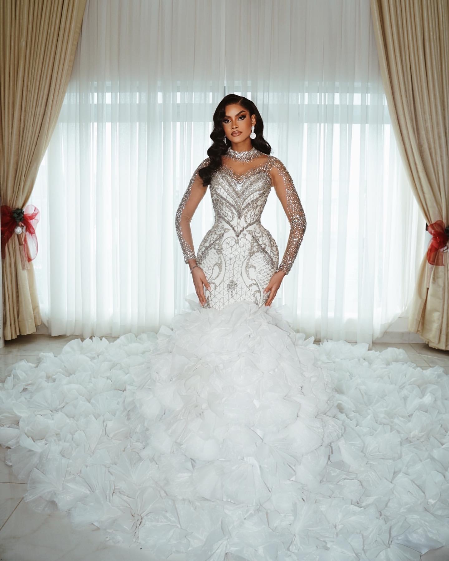 2024 Arabic Aso Ebi Plus Size Ivory Mermaid Wedding Dresses Lacefull Full Sleeves Tiers Crystals Bridal Gowns Dress Vestidos De Novia ZJ408