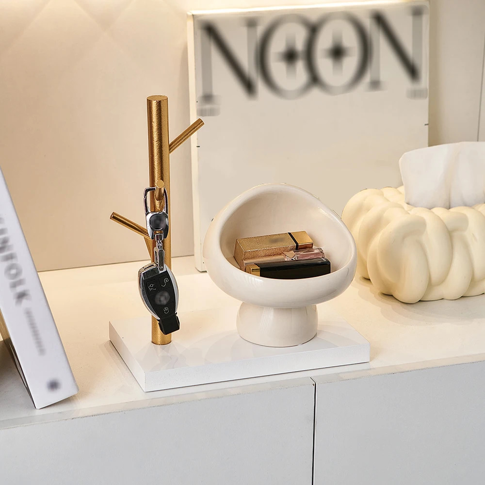 Simple Cream Style Cute Mushroom Jewelry Storage Entryway Entrance Desktop Decorations for Keys 240807