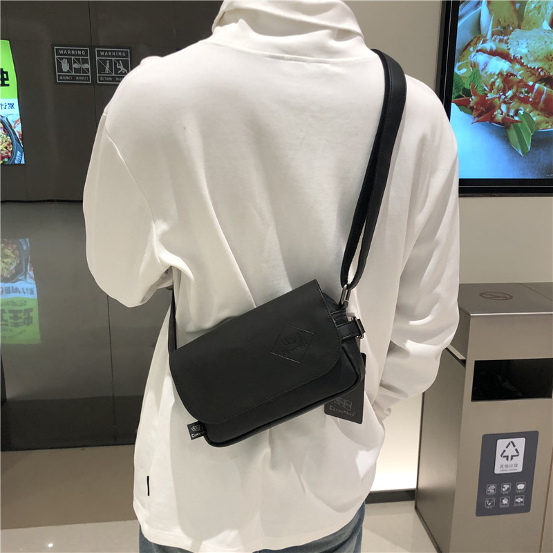 New all-in-one men's shoulder bag leisure port style crossbody bag retro fashion brand outdoor small backpack