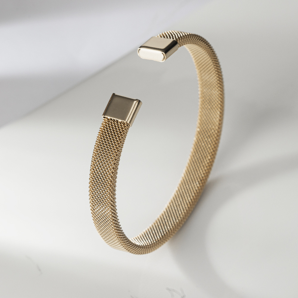 Fashionable stainless steel mesh bracelet with C-shaped opening elastic electroplating high-end feel bracelet