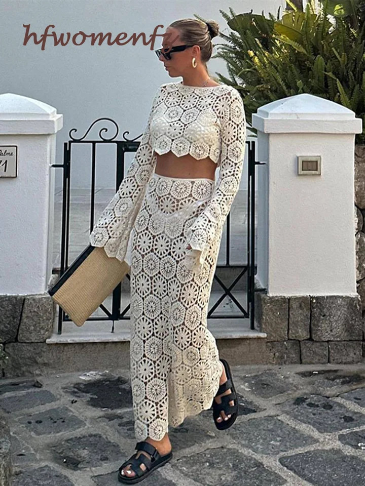 Hook and Knitted Hollow Outer Short Dress Long Sleeve ONeck Cut Top Waist 2 Pos Summer Womens Beach Wear 240808