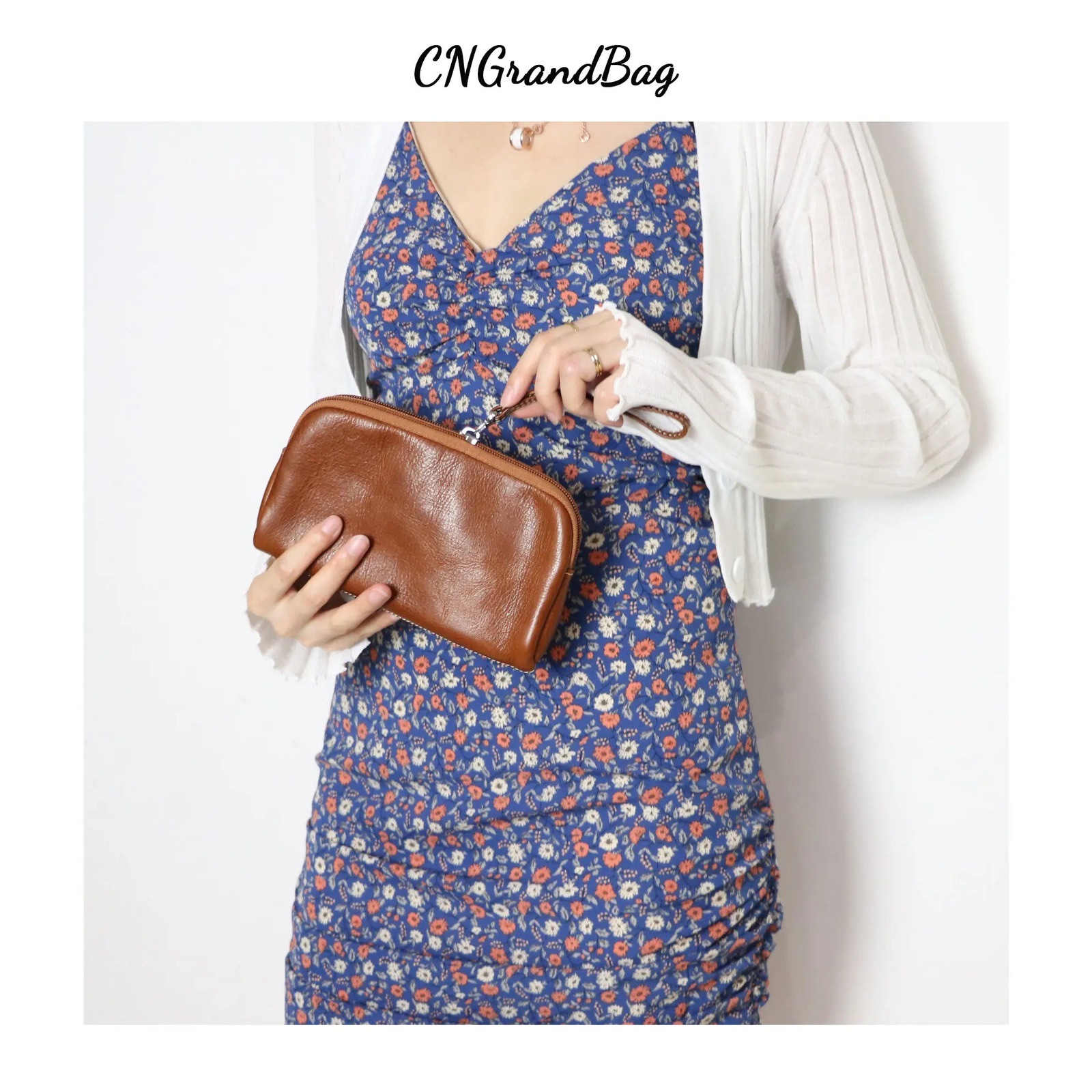 Classic Womens Genuine Cow Leather Clutch Bag Soft Grain Wrist Suitable for Mobile Wallet 240808