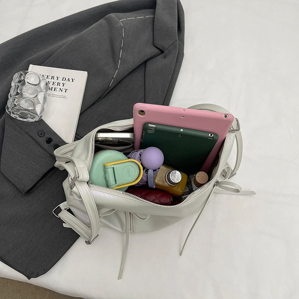 Cute Bow Underarm Bag PU Leather Trendy Crossbody Bag Solid Color Casual Daypack with Zipper Satchel Purse for Women 240809