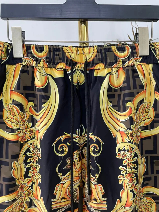 Mens beach pants summer casual loose shorts cut pants mens plus size trend gold high-end printing comfortable240808