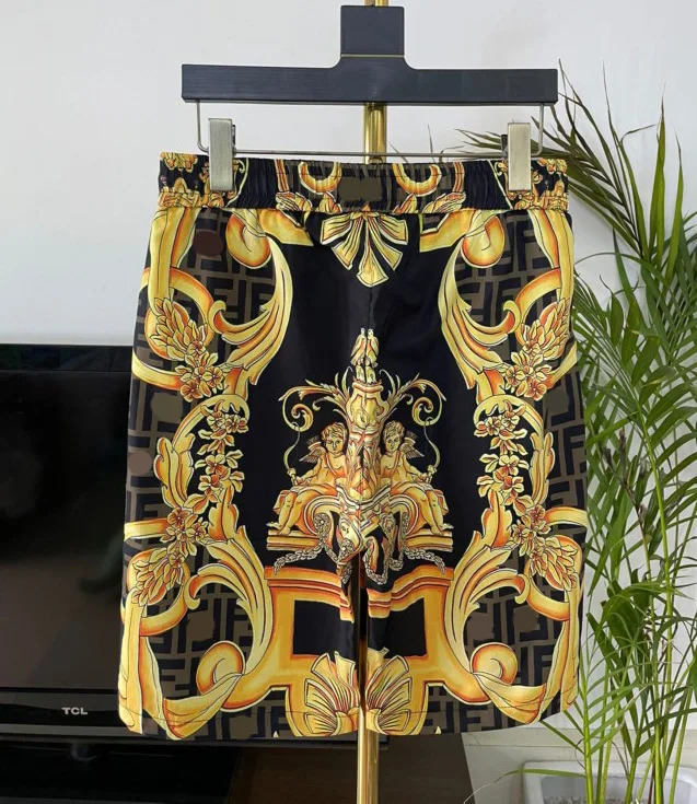 Mens beach pants summer casual loose shorts cut pants mens plus size trend gold high-end printing comfortable240808
