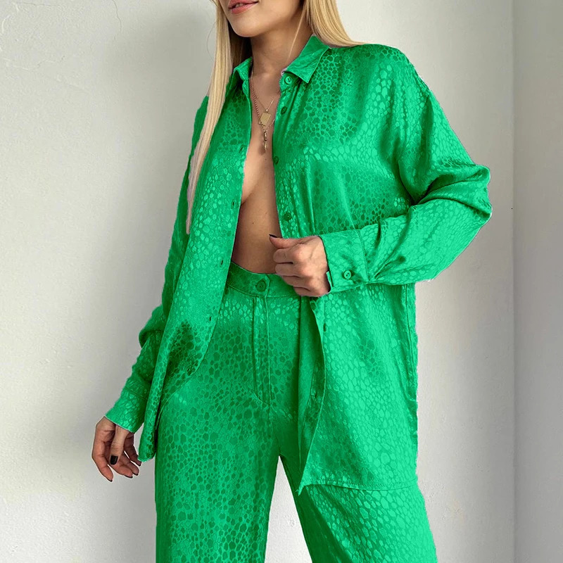 Elegant satin loose straight pants set 2024 leopard print spring twopiece casual long sleeved womens 240808