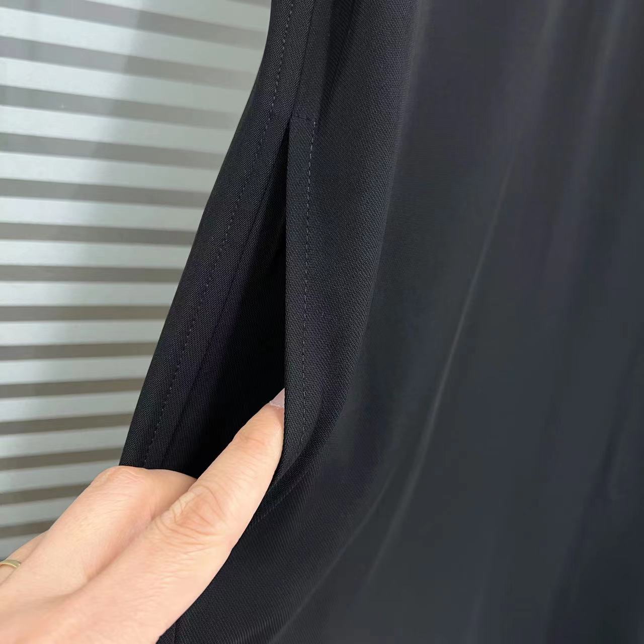 Basic & Casual Dresses Women's Sleeveless High-End Dress With Ribbed Edging Straight Tube Skirt Versatile Commuting A-Line Mid Length Skirt