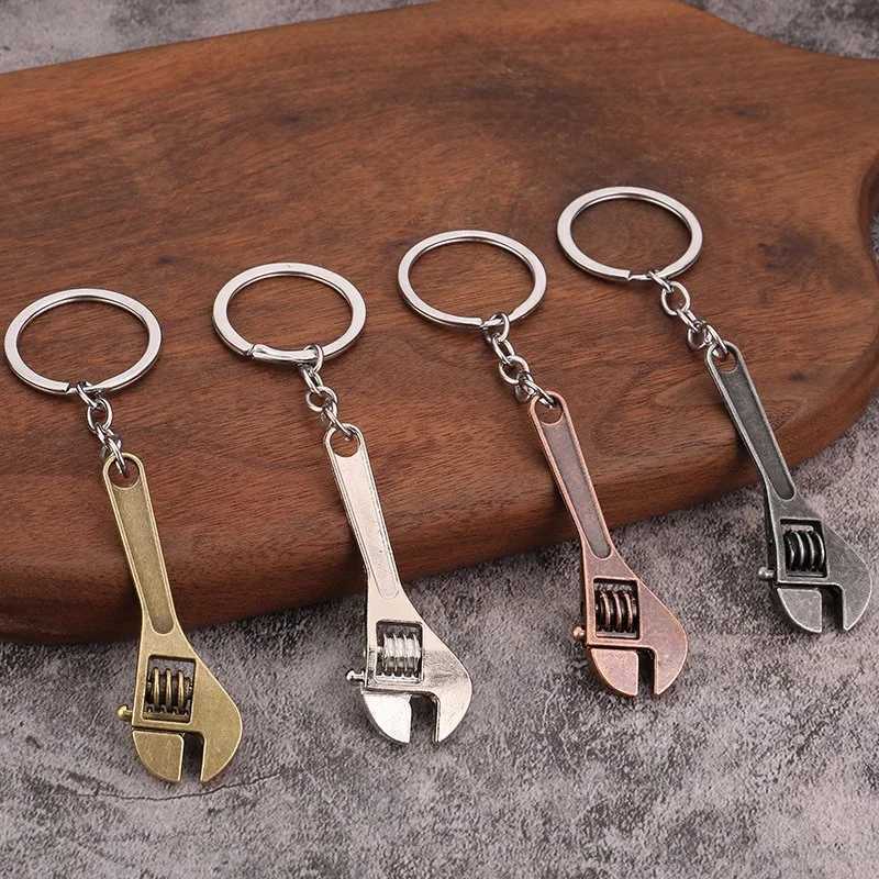 Multi functional mini wrench pendant keychain mobile universal portable maintenance manual tool keychain W240808