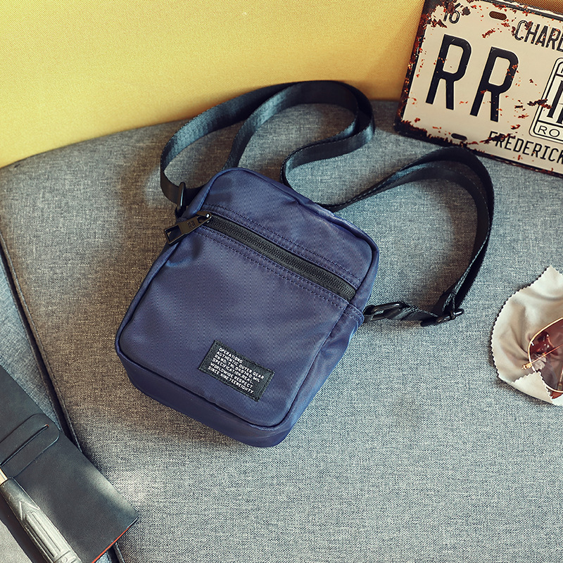 New high quality casual men's small shoulder bag mobile phone bag summer fashion trend South Korea crossbody bag personality bag