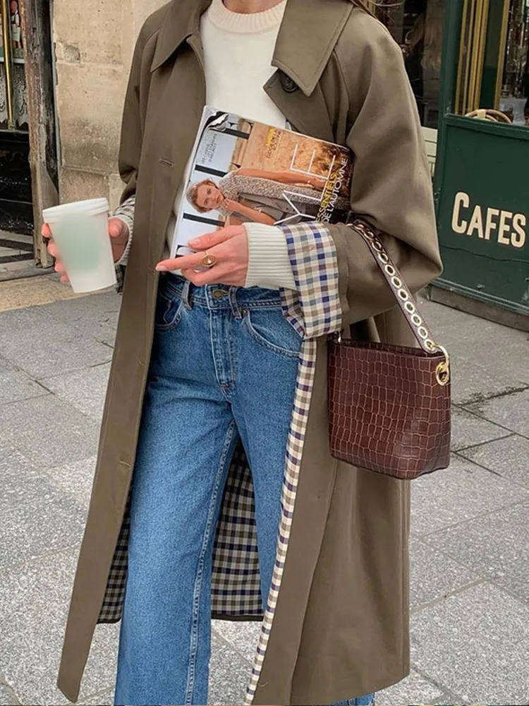 Fashion Brown Grid Pattern Inside Lapel Overcoat For Women Retro Pockets Buttons Long Loose Coat Autumn Lady Streetwear 240809