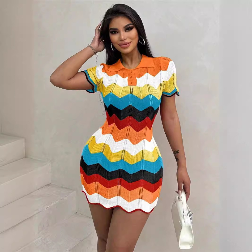 New Contrasting Polo Collar Knitted Hip Hugging Fashionable Sweater Slim Fit Dress