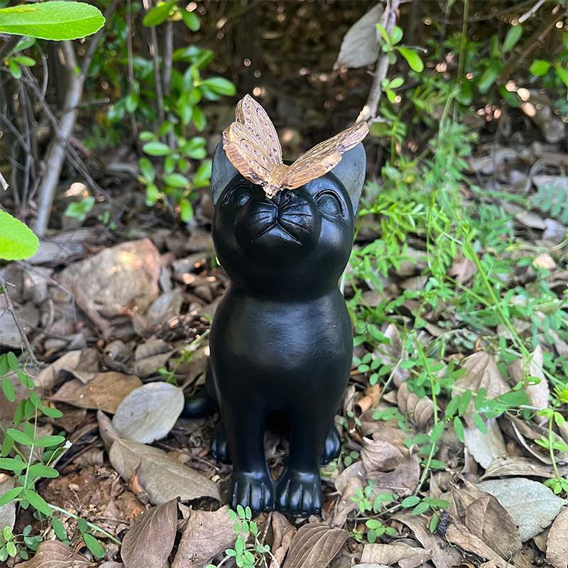 Resin Crafts Outdoor Garden Statue Butterfly Kissing Cat Statue Indoor Tabletop Ornament