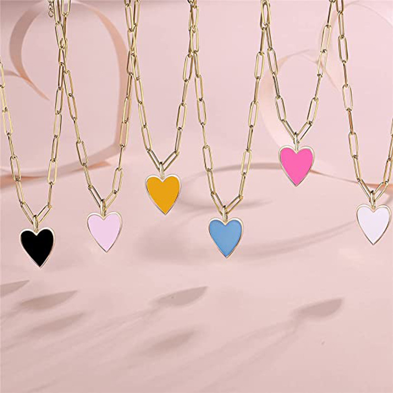 Top source colored heart-shaped jewelry, gold-plated stainless steel paperclip necklace, cute and exquisite necklace for women, boys and girls