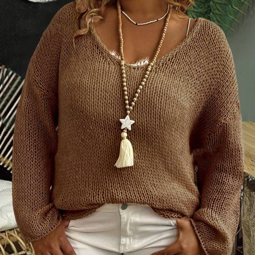 New V-neck Long sleeved Knitted Top Women's Sweater dongdumaoyi