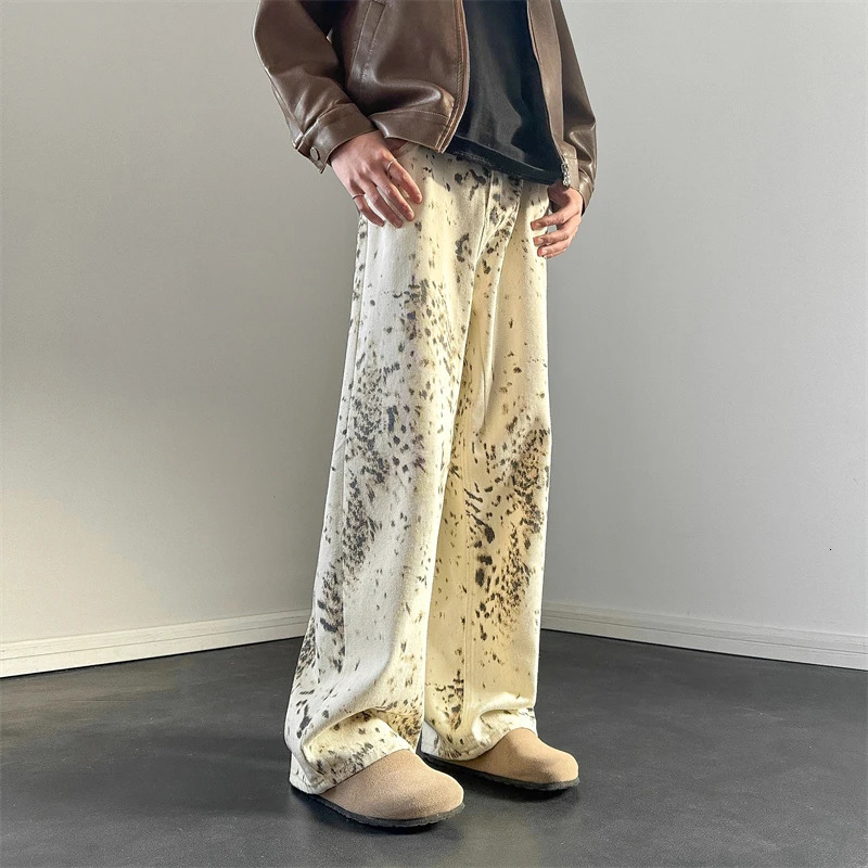Retro Leopard Printed Jeans Men Streetwear Fashion Baggy Hip-hop Loose Wide Leg Jeans for Menand Women Vintage Denim Trousers 240821