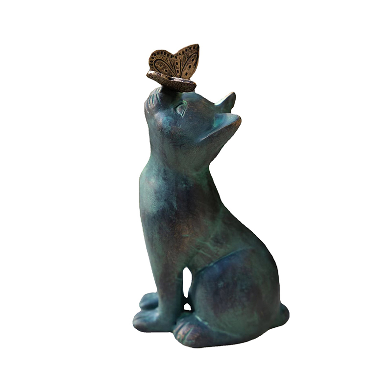 Resin Crafts Outdoor Garden Statue Butterfly Kissing Cat Statue Indoor Tabletop Ornament