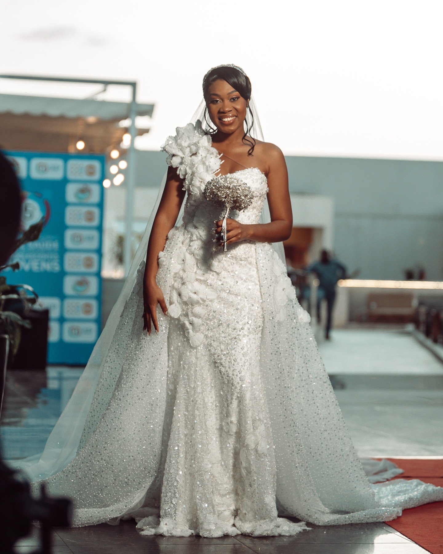 2024 Arabic Aso Ebi Plus Size Ivory Mermaid Wedding Dresses Lacefull Flowers Detachable Train Bridal Gowns Dress Vestidos De Novia ZJ411