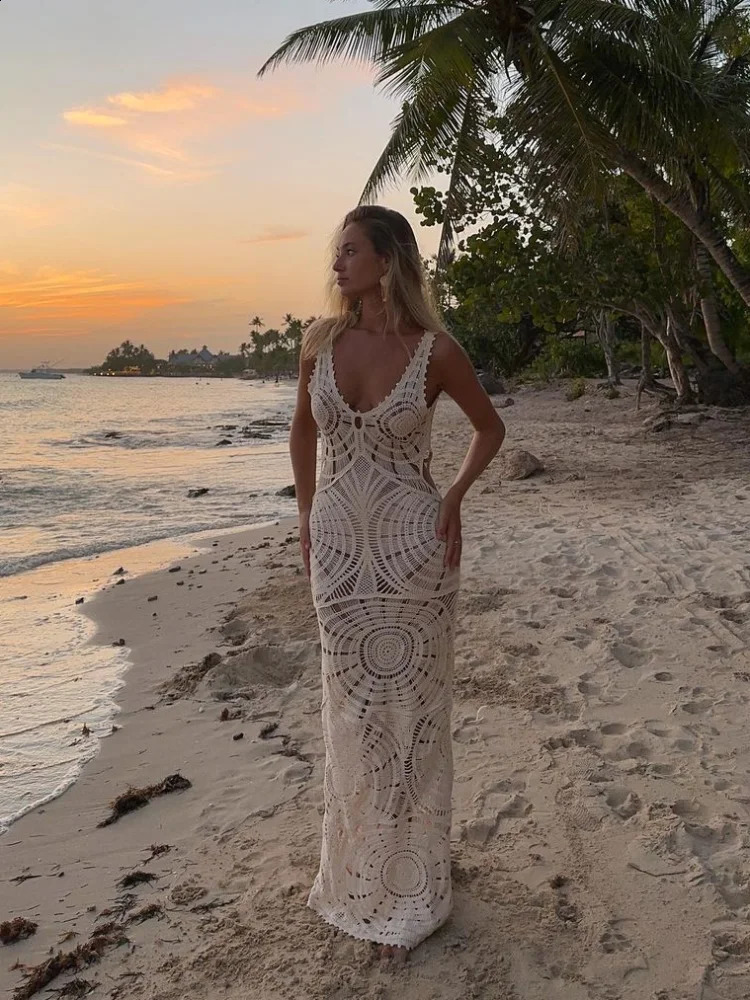 Elegant White Knitted Crochet Long Dresses Women Hollow Out Sleeveless Backless Sling Vestidos Summer Evening Party Robe 240809