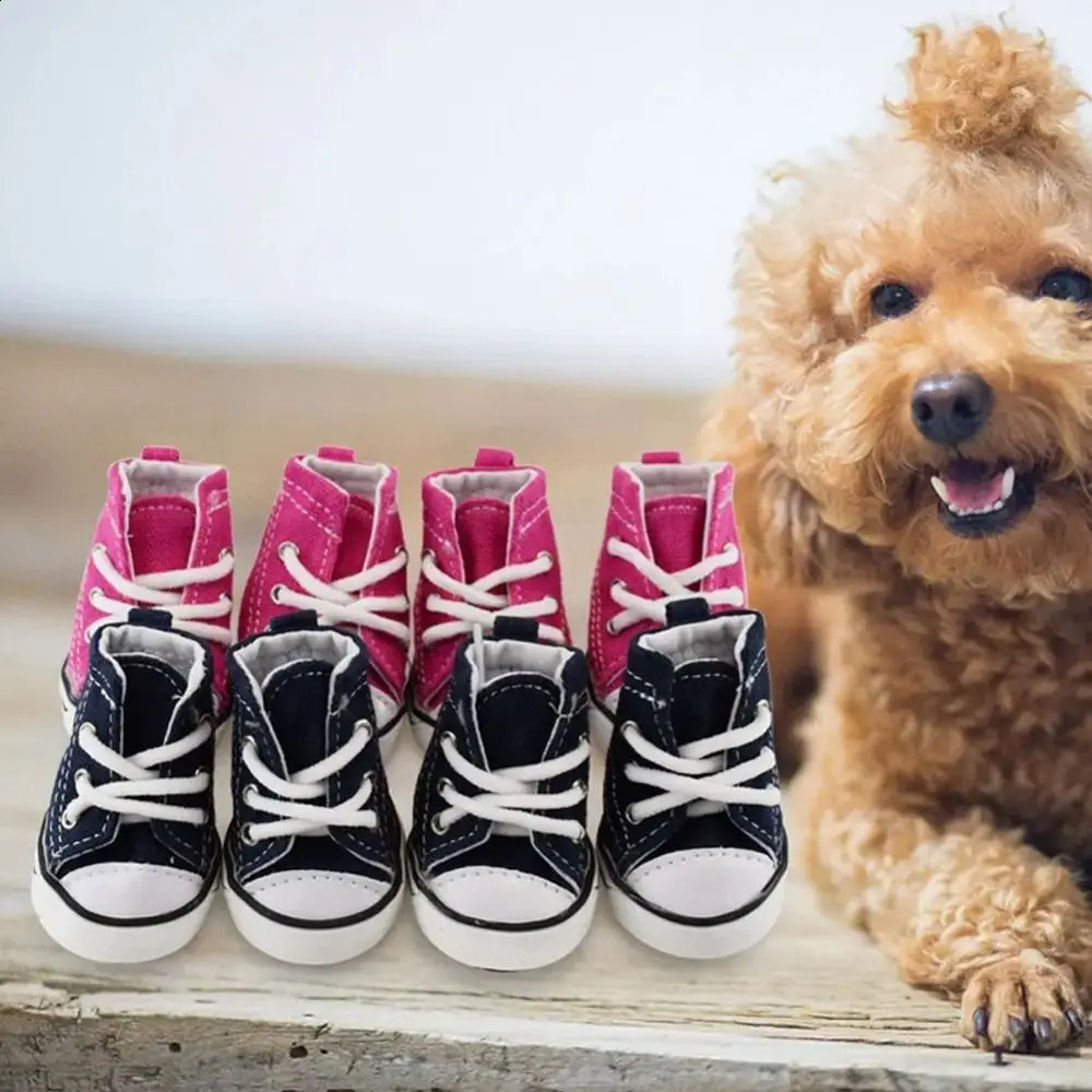 High quality 4pieceset pet shoes with adjustable drag waterproof puppy boots cute dustproof supplies 240809