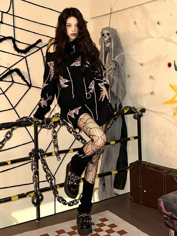 Gothic Round Neck Drop Shoulder Crop Sweater Long Sleeve Knitted Top Womens Hip Hop Pullover Tops 240812