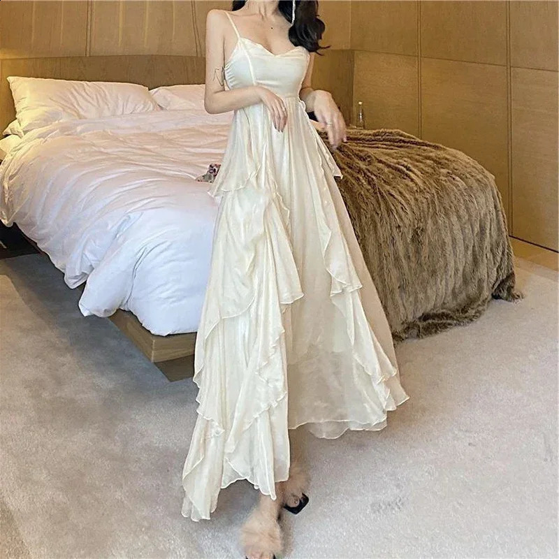Summer Women Long Dress Suspender Ruffles Chiffon Fairy Dress White Apricot Korean Elegant Feminine Holiday Beach Party Dresses 240810