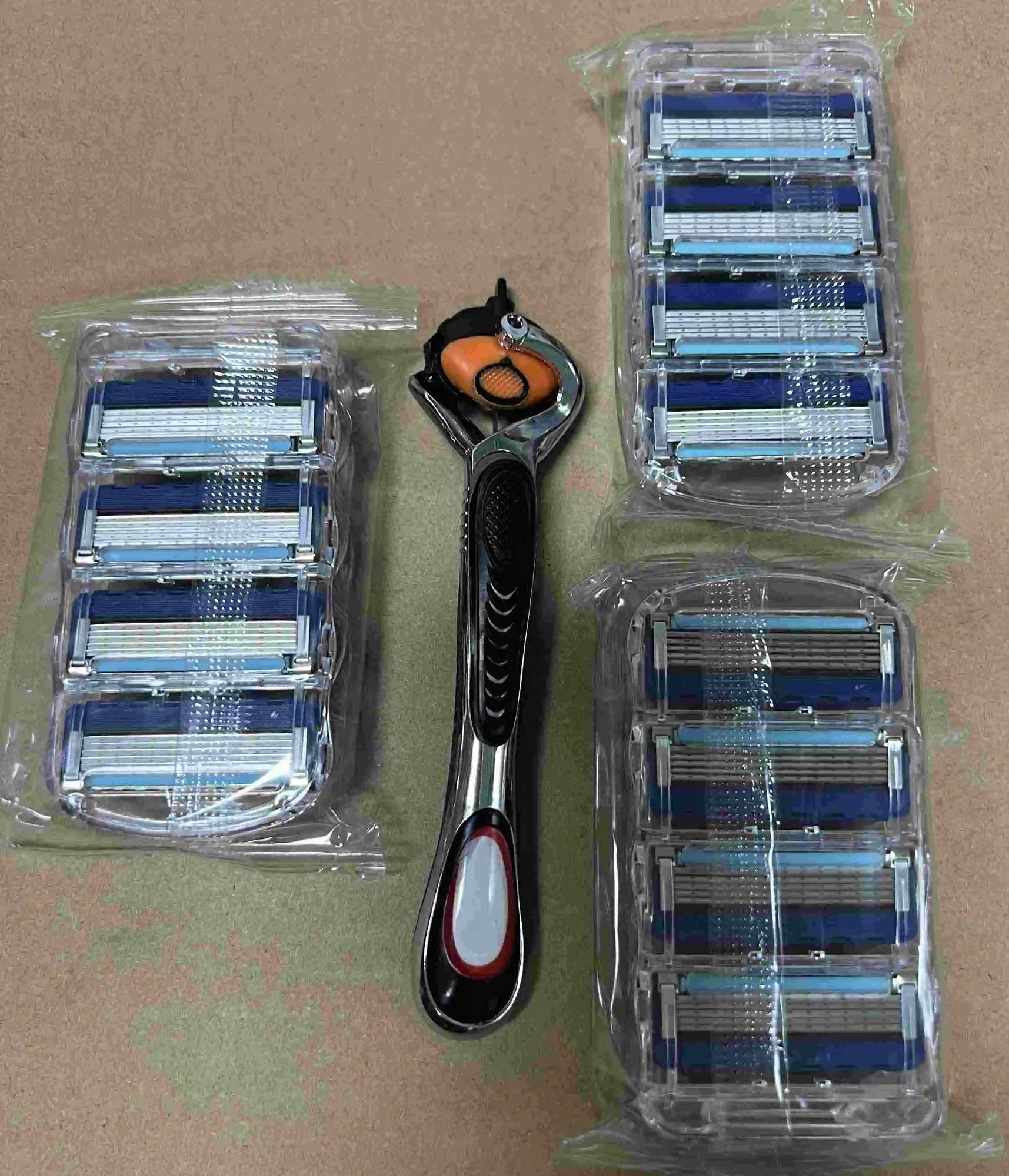 5-layer razor blades washable and replaceable classic manual razor blades for men sharp blades that will not harm the skin W240809