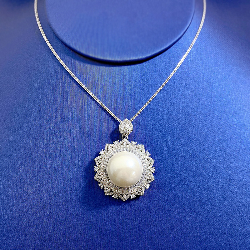 Pearl wer Pendant: Sterg Sier Moissanite Dia Necklace Princess Cut