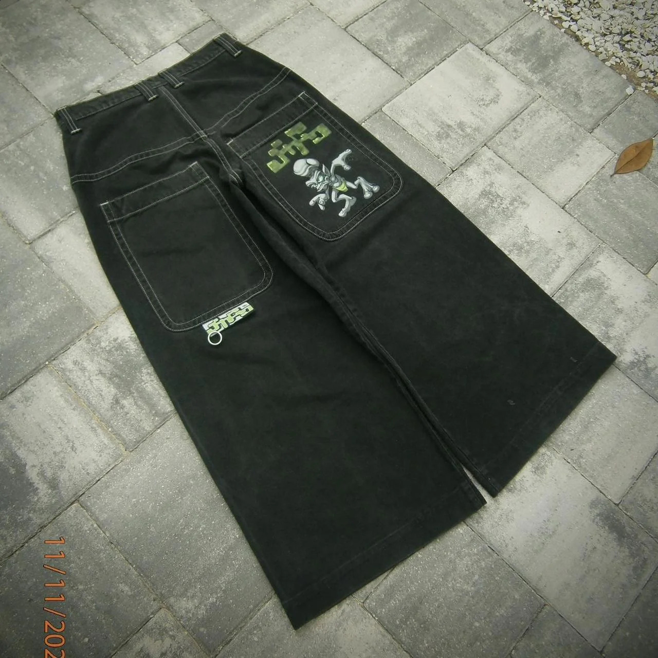 The latest JNCO Alien print jeans for summer 2024 American retro Harajuku loose casual black and green y2k JNCO jeans wide leg jeans240809