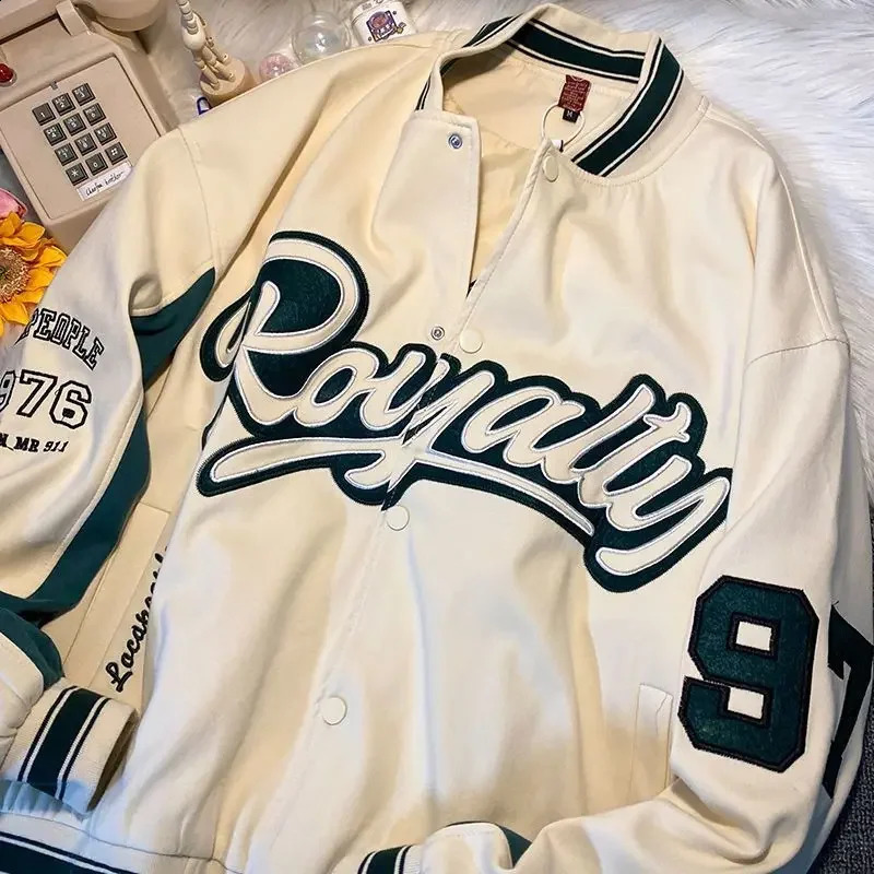 Mens Jacket Embroidery Letters Single Breasted Streetwear Harajuku Varsity Jacket Autumn Cotton Coat Baseball Uniform Clothing 240816