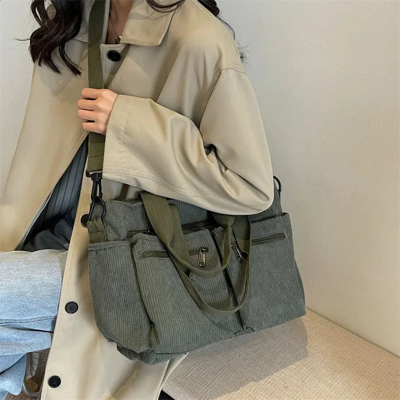 Corduroy large capacity womens shoulder bag classic Korean style elegant handbag travel multilayer thick cross body 240809Z