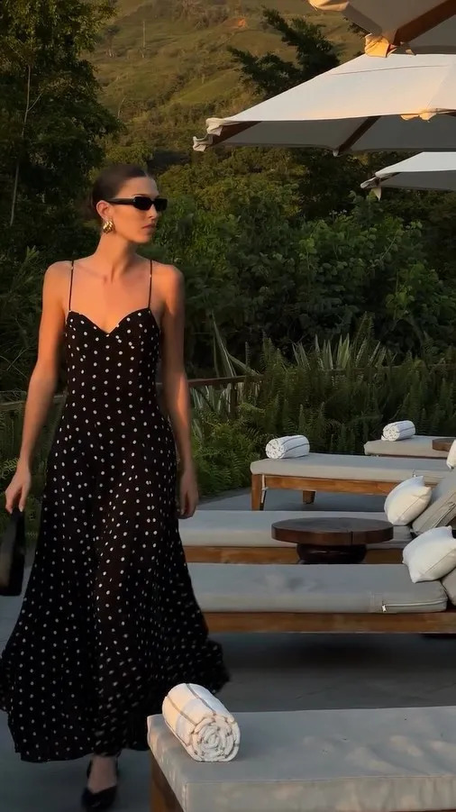 Summer Elegant Dot Printed Spaghetti Strapless Long Dresses Summer Backless A-line Sling Party Lady Streetwear Maxi Dress 240810