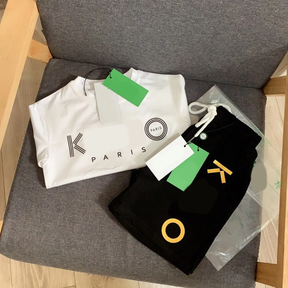 Designer Clothes T Shirts Suits For Kids Luxury Clothing Sets Classic Letter Print Short Sleeve Girls Boys Child Shorts Suit High Quality Cotton Two Piece Suit