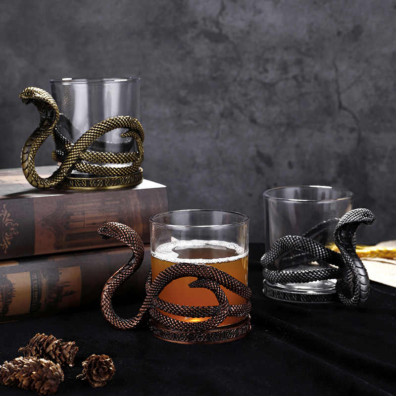 Whiskey Classic Mamba snake glass Brandy glass bar special beer mug