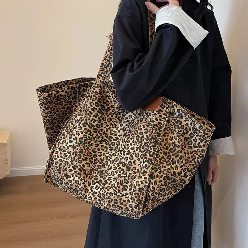 Leopard Pattern Tote Bag Vintage Canvas Shoulder Fashion Big Capacity Handbag For School Work Shopping y240816