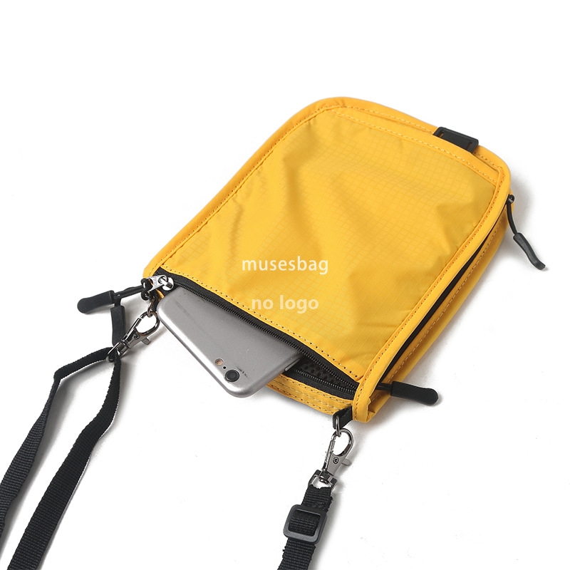 Men's bag new crossbody shoulder bag trend small bag fashion casual more functional crossbody bag