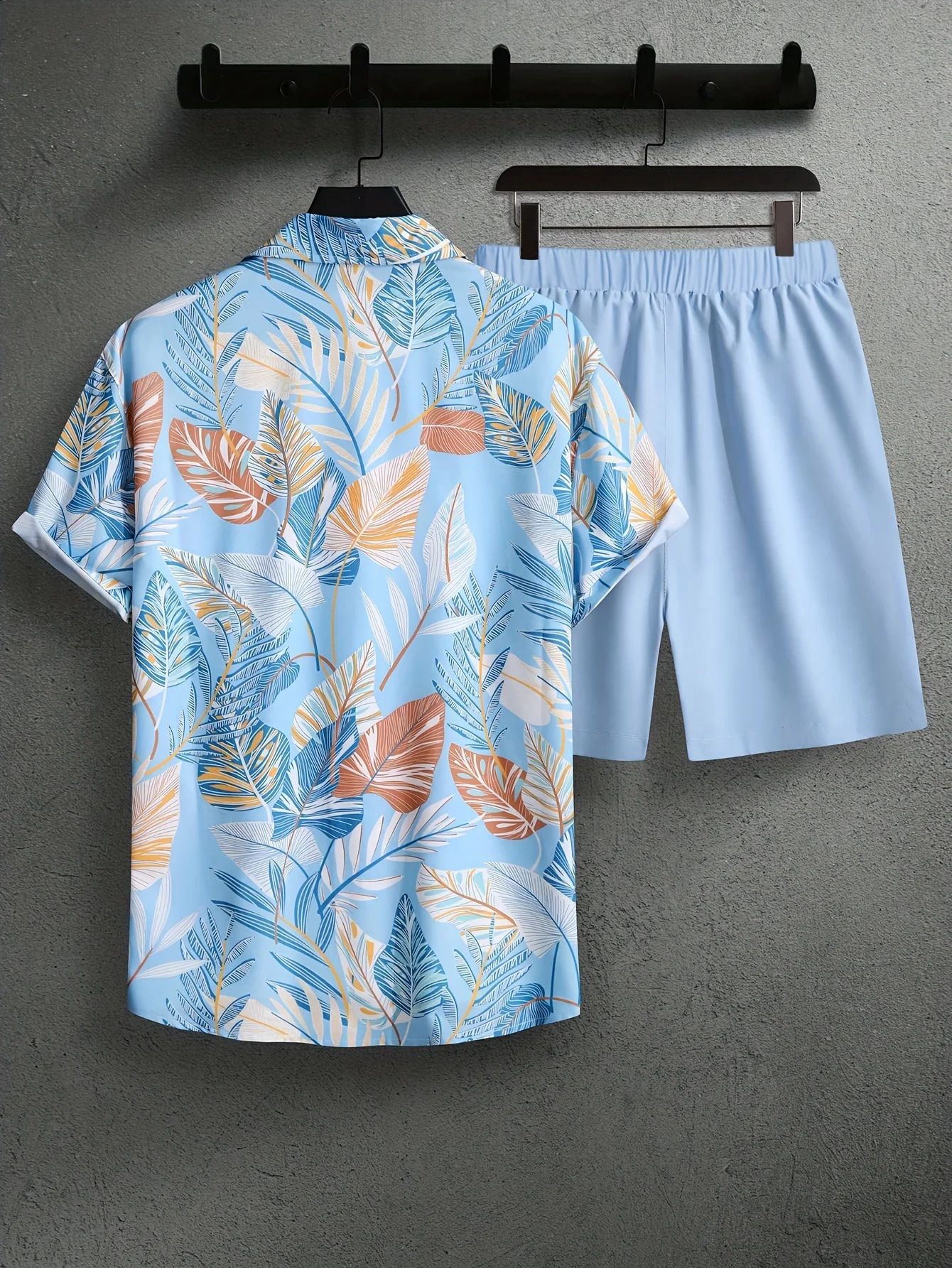 Hawaiian Style Mens Short Sleeved Shirt And Beach Shorts Set Summer Fashion Mens Casual Shirt Mens Shirt Set 240810