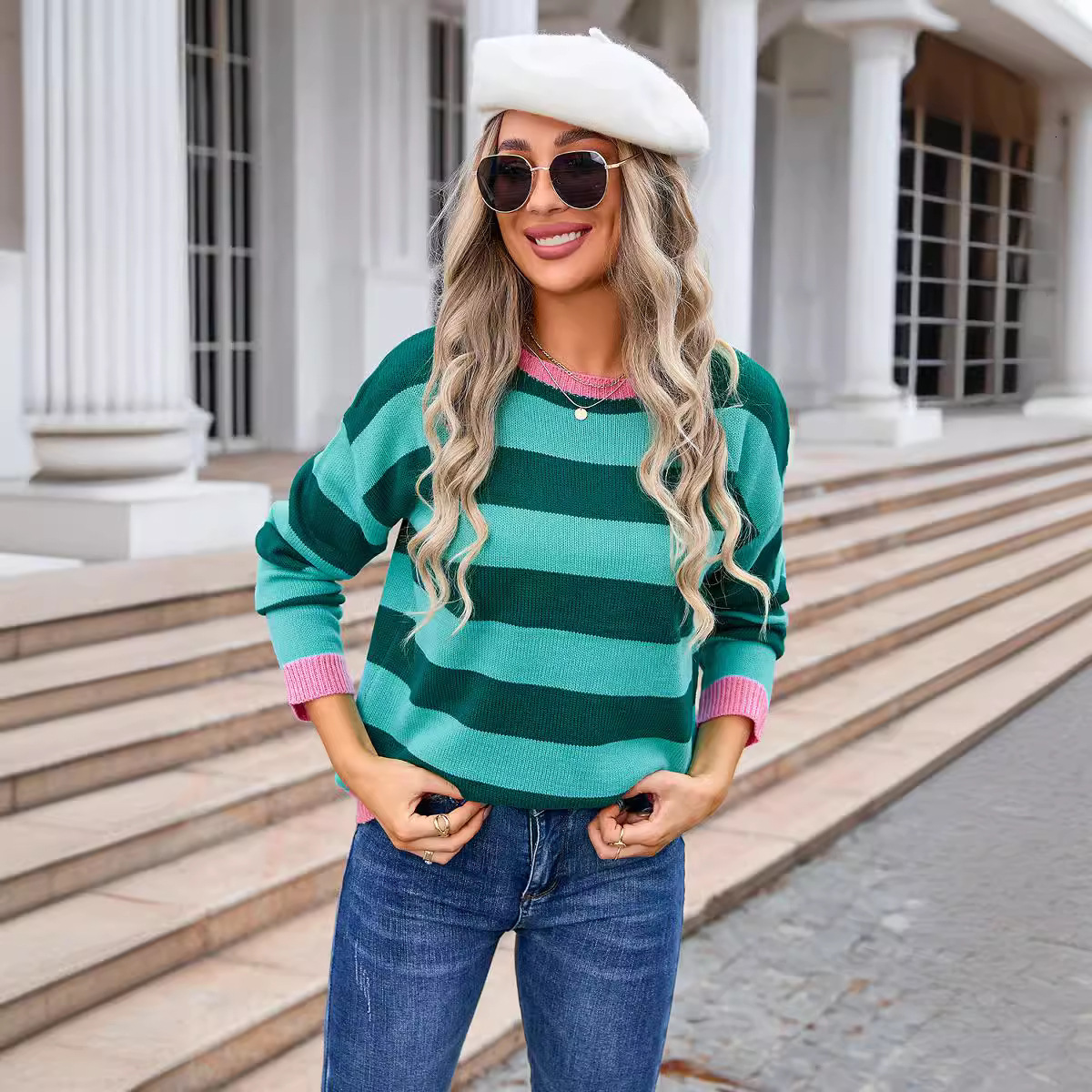 Autumn/winter New Large Womens Sweater Flower Long Sleeve Round Neck Knitted Sweater Womens Fashion Trend