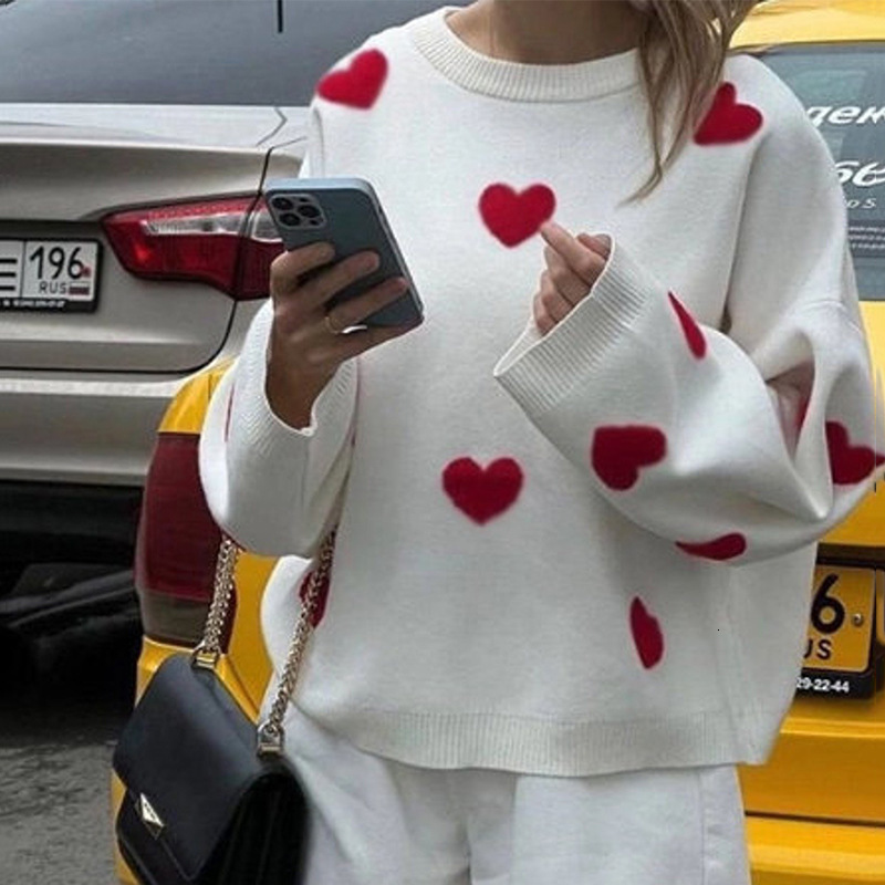 2024 Autumn/Winter New Embroidered Love Sweater Women's Internet Red Style Knitted Hoodie ins dongdumaoyi
