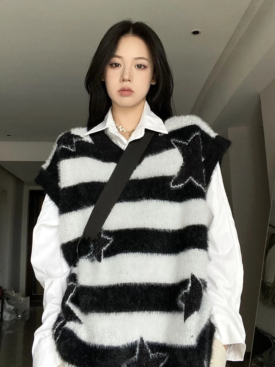 Y2K Harajuku Mall Goth Striped Sweater Women Streetwear Emo Alt Fairy Pentagram Removable Sleeve V-neck Loose Warm Knitwear 240812