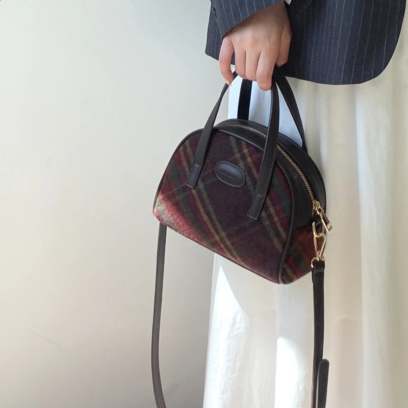 Retro Plaid Womens Shoulder Bags Casual College Girls Small Tote Handbags Simple Vintage Female Messenger Bag Purse Clutch 240810 62e0