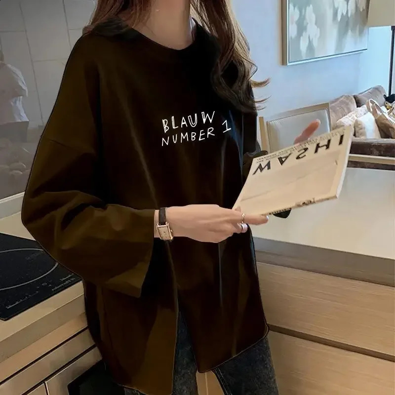 Autumn womens long sleeved O-neck side split T-shirt Harajuku letter printed T-shirt casual oversized T-shirt womens top Y2k streetwear 240826