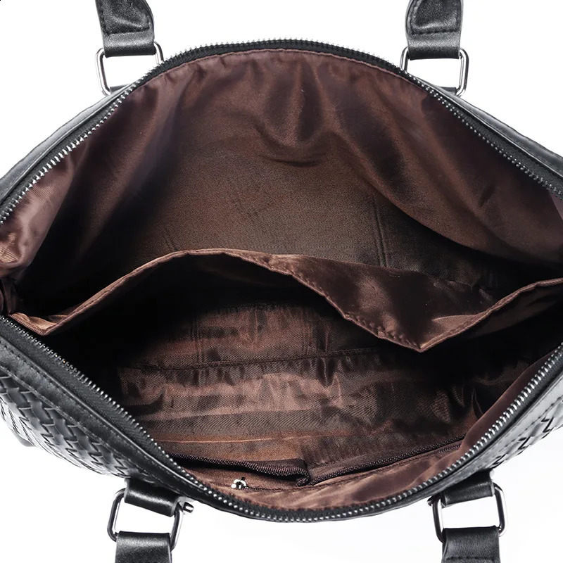 Wholesale hand woven briefcase business shoulder bag diagonal casual handbag computer mens 240809